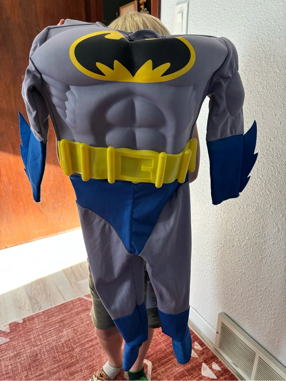 Kids Batman costume toddler size 4/5 no mask